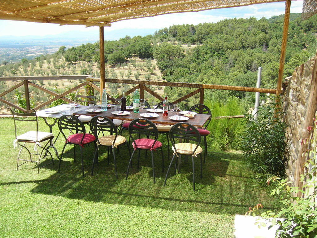 Casa Vacanze La Porta Vinci Exterior foto