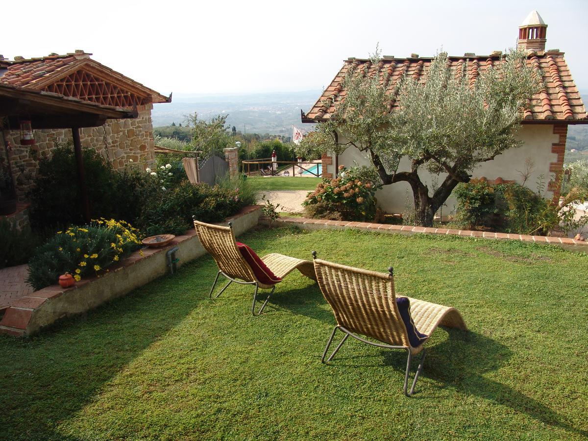 Casa Vacanze La Porta Vinci Exterior foto