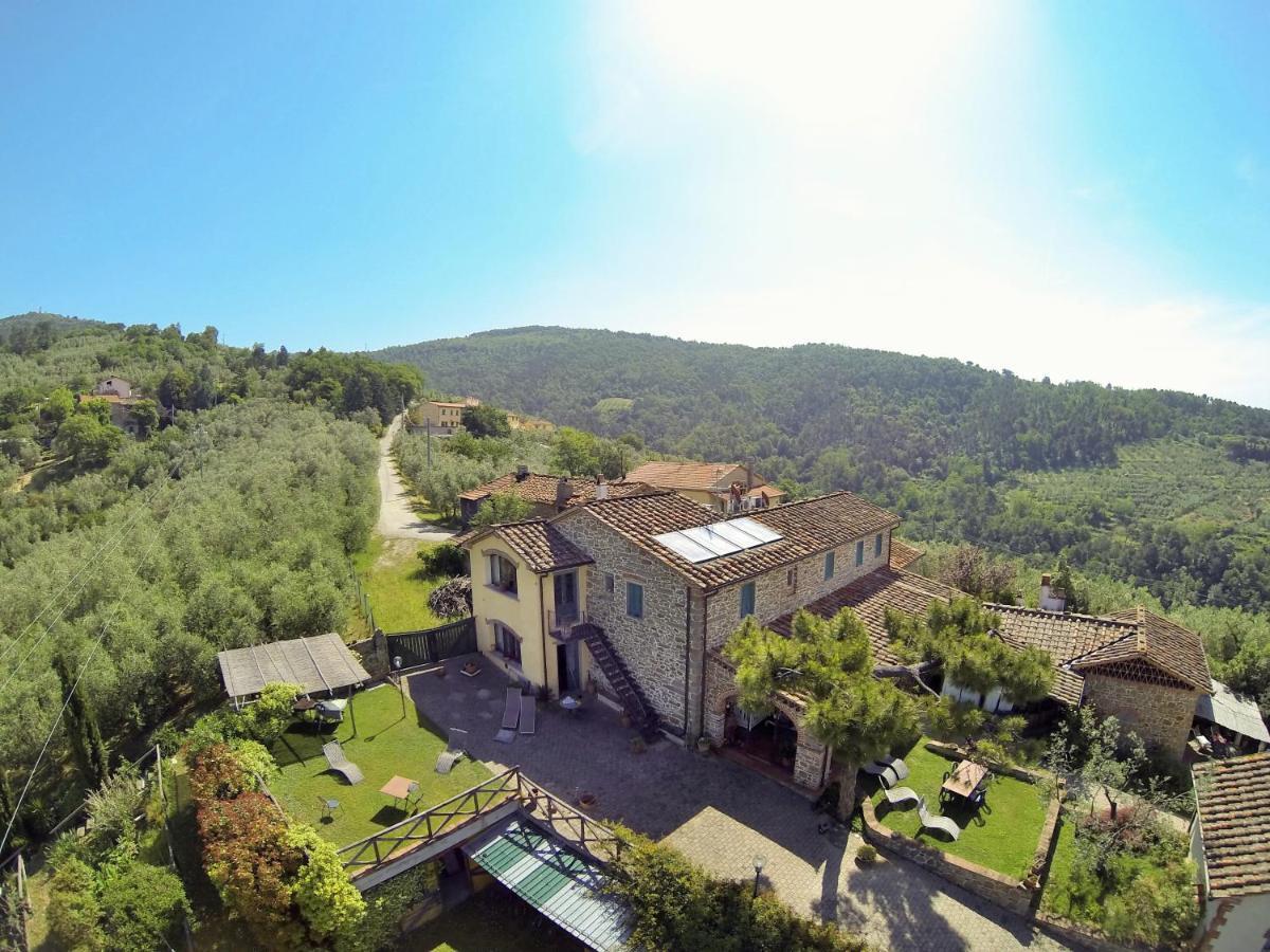 Casa Vacanze La Porta Vinci Exterior foto