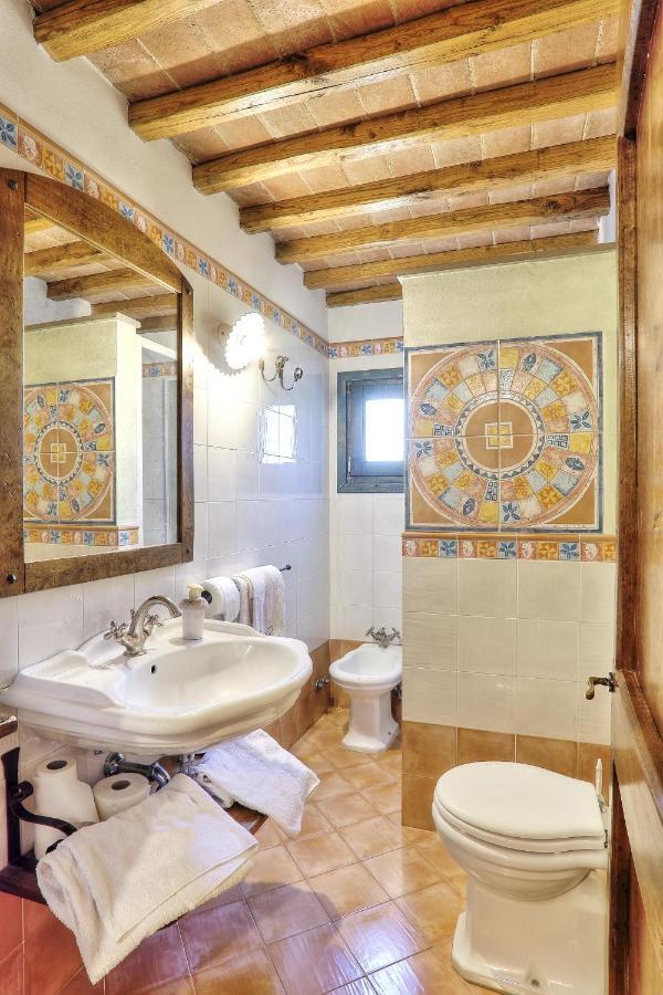 Casa Vacanze La Porta Vinci Exterior foto